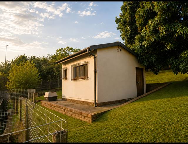 4 BEDROOM FREESTANDING FOR SALE IN BEREA WEST